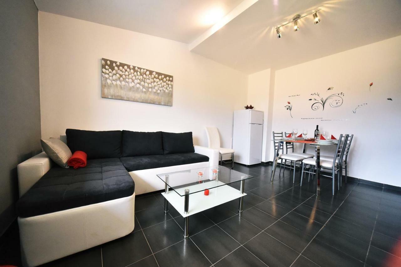 Apartments Trampi Marinici  Zewnętrze zdjęcie