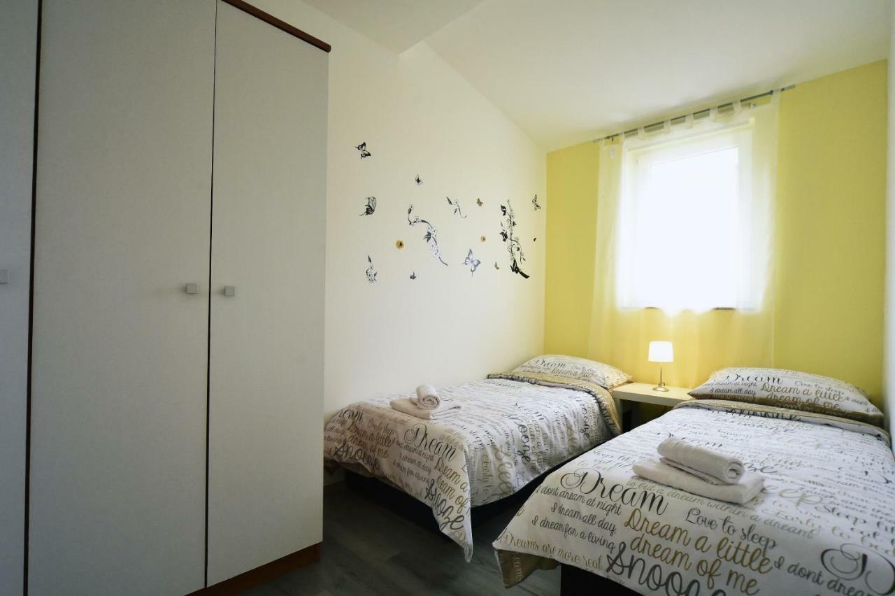 Apartments Trampi Marinici  Zewnętrze zdjęcie